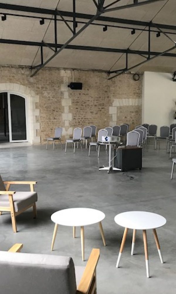 salle de réunion La Couronne Angoulême séminaire entreprise Moulin de l'Abbaye professionnel tarif cadre